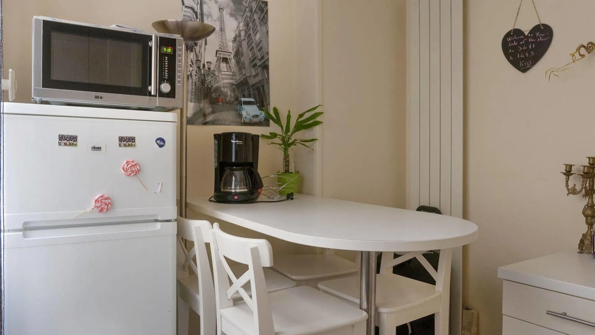 Apartament Lovely 1Br - Tour Eiffel - Champs De Mars Paryż